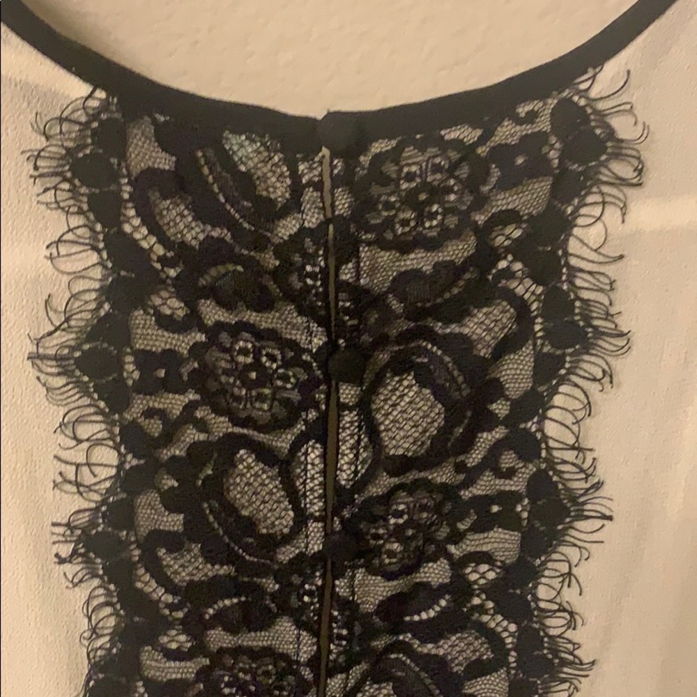 Lace Tank - Picture 5 of 5